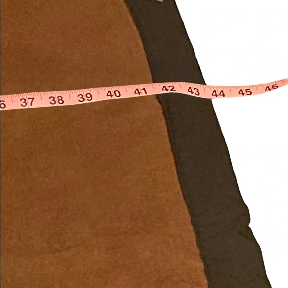 Cozy Dog-Themed Blanket - Brown and Multicolor